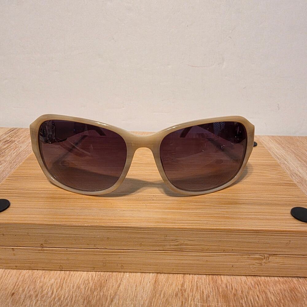 Women's Ted Baker Sunglasses brown gradient tint gold tone interlocking hardware